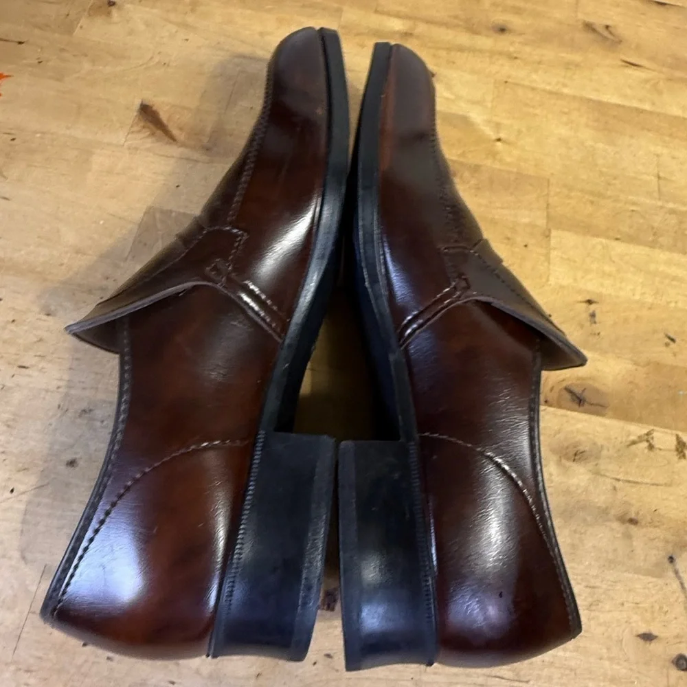 Men's Brown Leather Slip-On Loafers